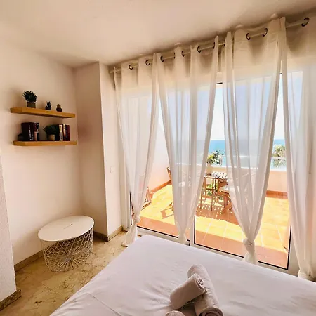 La Roca Frente Al Mar Sinese Design Homes Apartamento *