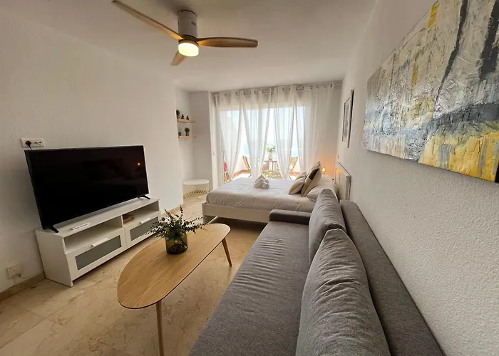 Apartamento La Roca Frente Al Mar Sinese Design Homes Torremolinos