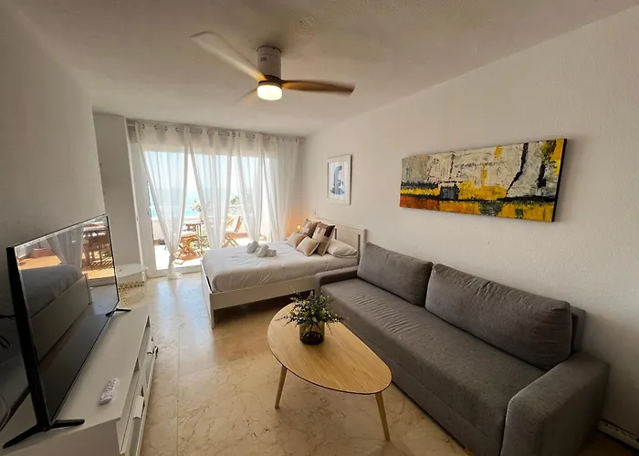 Apartamento La Roca Frente Al Mar Sinese Design Homes Torremolinos