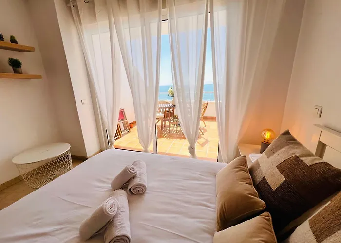 La Roca Frente Al Mar Sinese Design Homes *